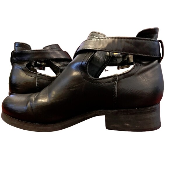 Women's Size 5.5 Ankle boots black Forever 21 Y2K - Picture 3 of 3